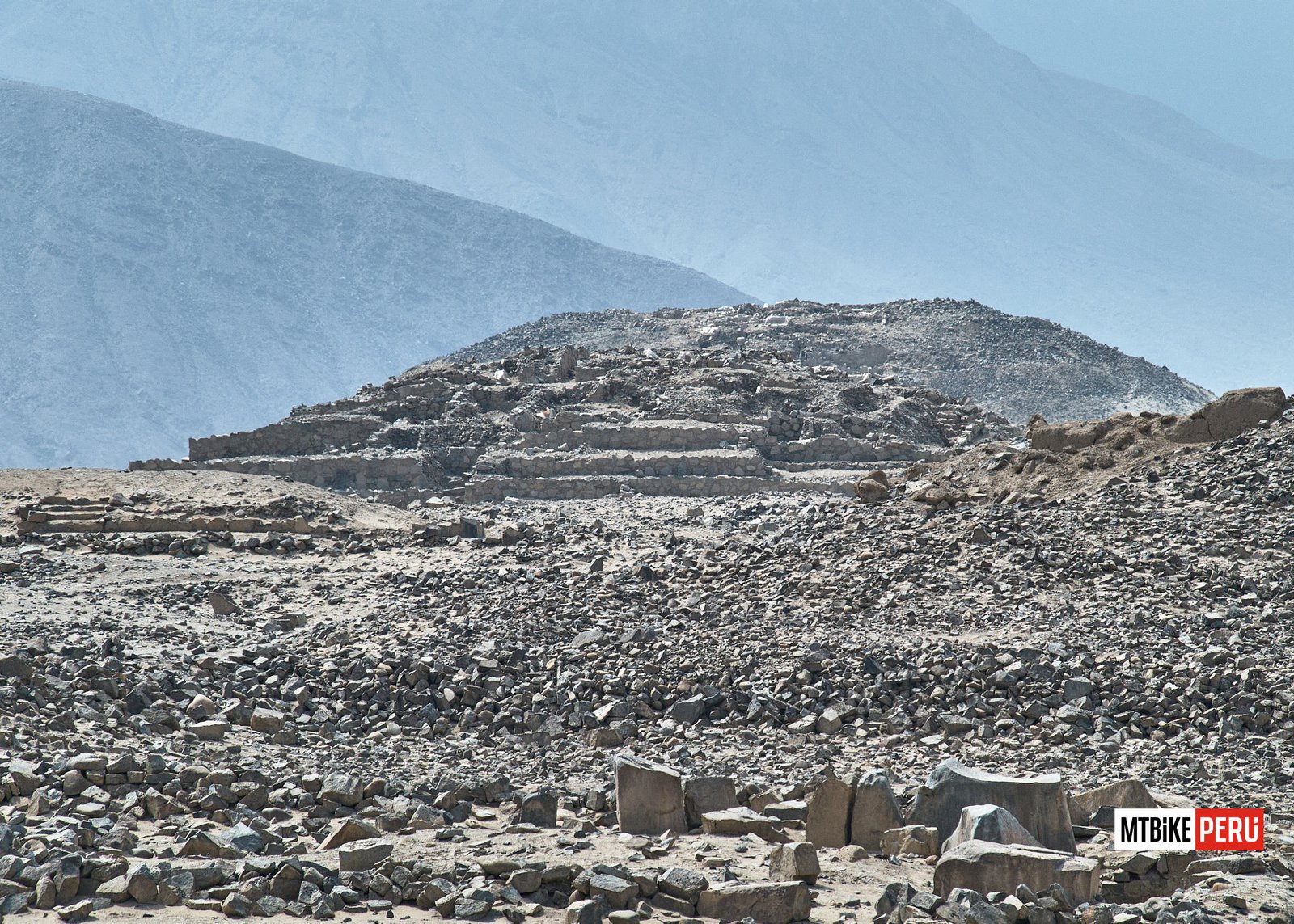 CARAL 02 2 mountain bike peru