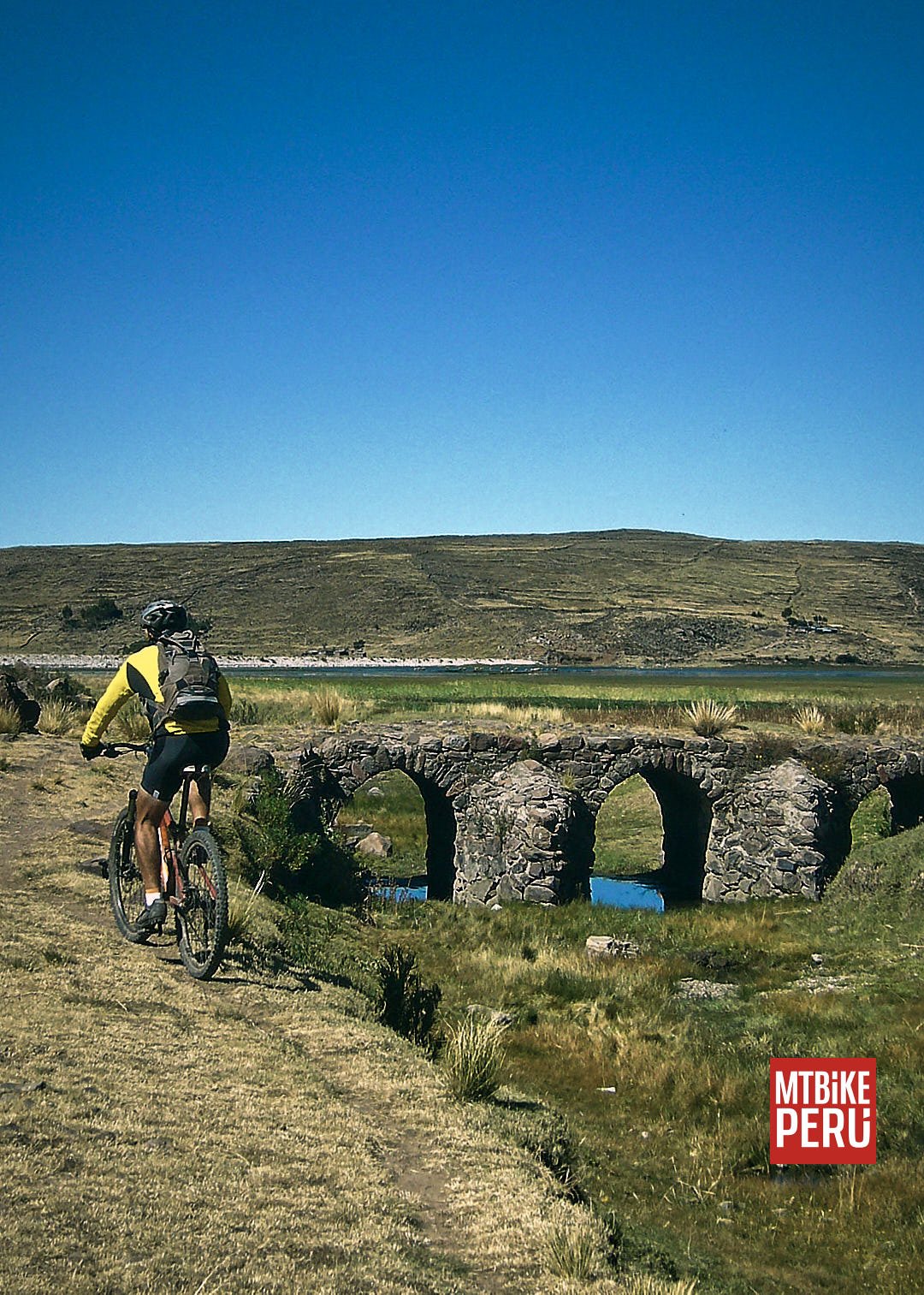 SILLUSTANI 002 mountain bike peru