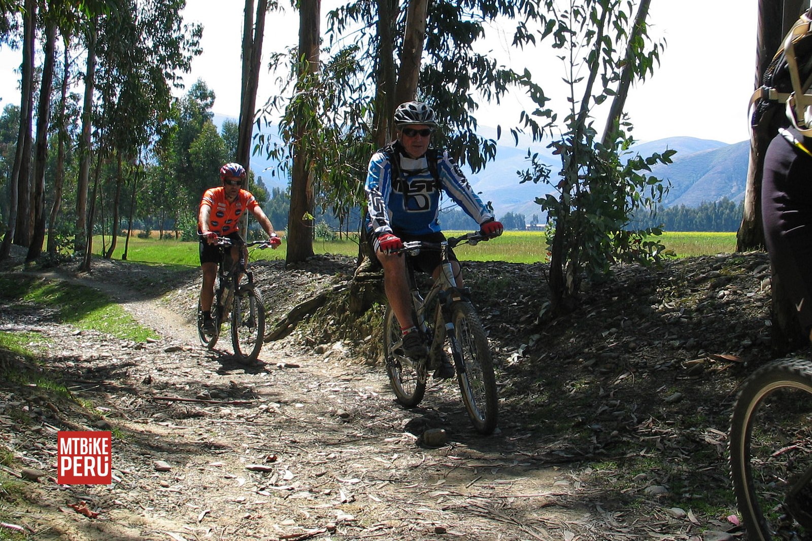 JAUJA LAGUNA DE PACA 0010 mountain bike peru