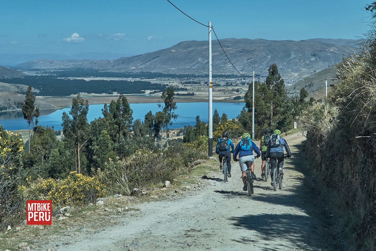 JAUJA LAGUNA DE PACA 0037 mountain bike peru